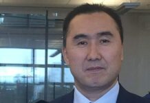 Азимбек Бекназаров, Айданбек Акмат уулу, активист Чынарбек Шабдан уулдары 2 айга камалды