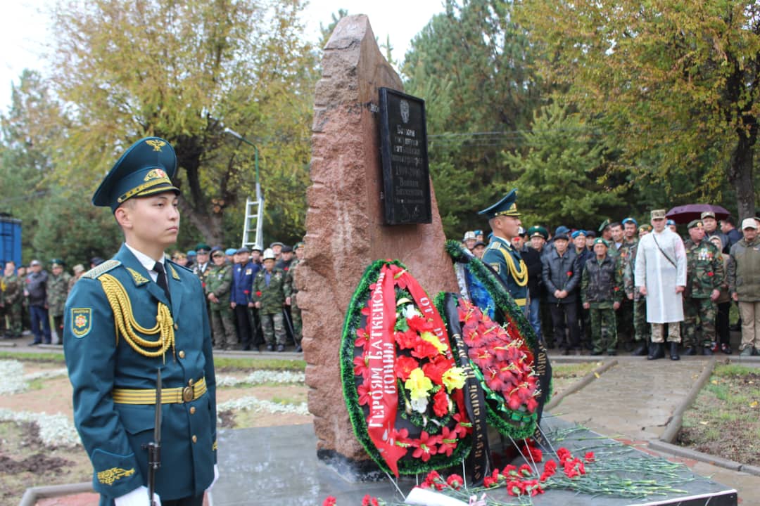 WhatsApp Image 2022 10 27 at 14.13.45 2 В Бишкеке почтили память воинов-баткенцев. ФОТО