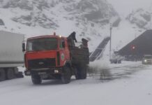 На перевале Tоо-Ашуу пурга — введены ограничения на проезд