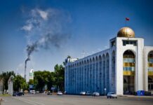 Бишкекте Чүй жана Манас проспектилеринде кыймыл убактылуу токтотулду