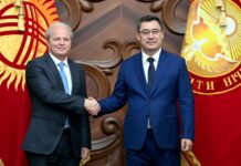 Садыр Жапаров принял Управляющего директора Всемирного банка