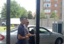 Кардиолог Жекшеналиевди ооруканага которуу керектигин айтты