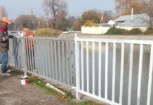 Вдоль БЧК установили металлические ограждения