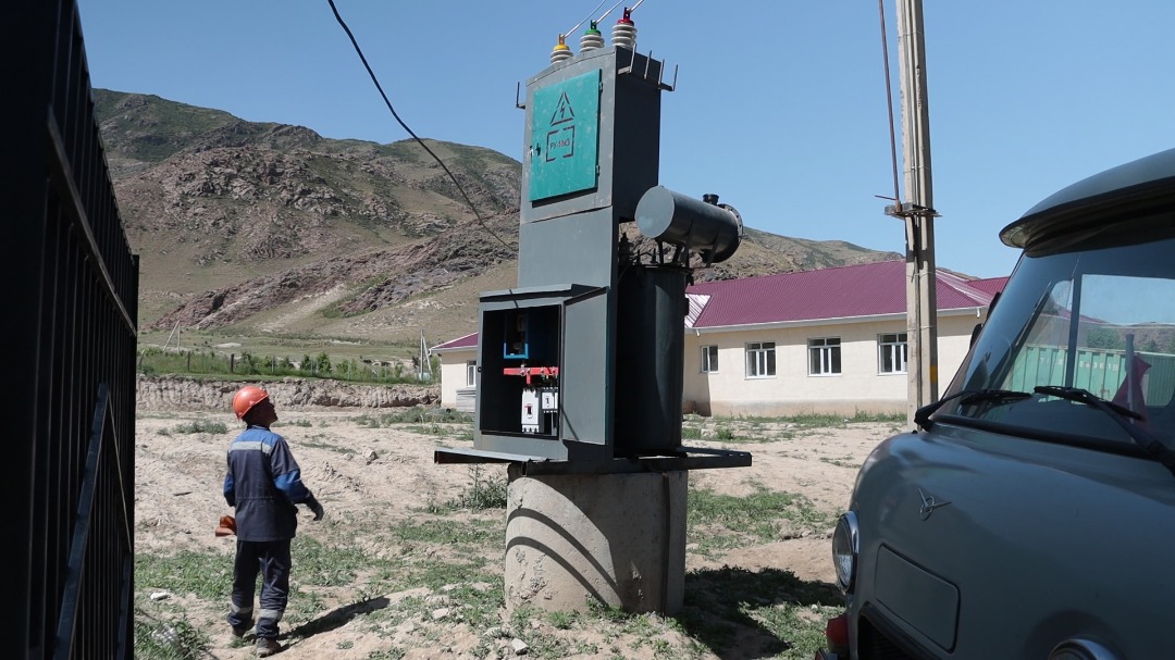 1bd5d569 d4ad 4dc4 9c37 17568f71e3b1 В двух селах Тонского района благодаря активистам улучшили электроснабжение