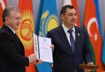 Чингизу Айтматову посмертно присвоена Международная премия имени Навои