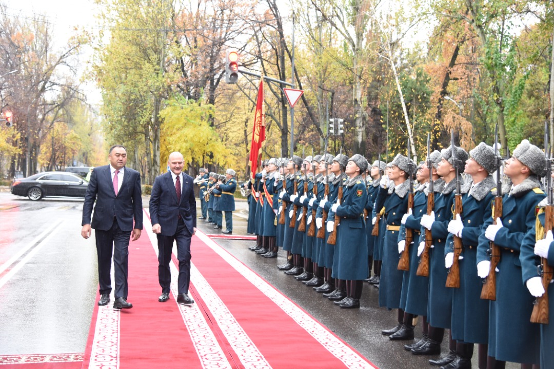 6 2 В Бишкеке состоялась встреча министров внутренних дел Кыргызстана и Турции