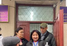 “Митингдин катышуучусу эмесмин, көз карандысыз байкоочумун”, – Азиза Абдирасулова