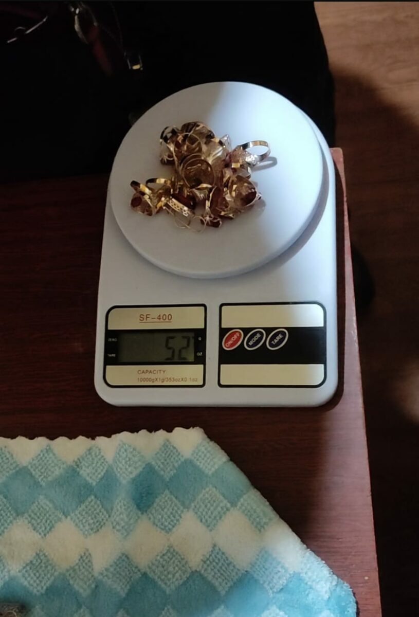 GTS2 Кыргызстандын бажычылары Өзбекстандан мыйзамсыз алтын ташып келгенин аныктады (фото)