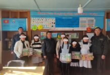 Ат-Башы РИИБи тарабынан аз камсыз болгон үй- бүлөлөргө жардам берилди