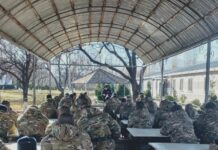 Ички аскерлеринин 707 аскер бөлүгүнүн аскер кызматчыларына жол кыймылынын эрежелери тууралуу айтылды