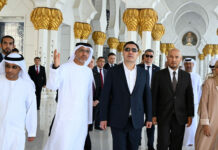 Садыр Жапаров в Абу-Даби посетил мавзолей и мечеть шейха Заеда — фото