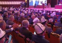 Делегат Ажыкулов: Министрлер чөнтөгүн ойлойт