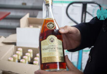 В Бишкеке винно-водочный завод уклонялся от уплаты налогов