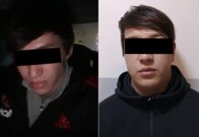 В Бишкеке трое парней с пистолетом ограбили школьника