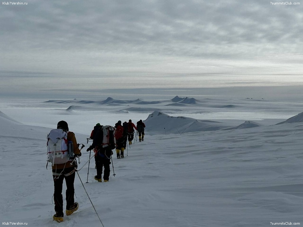 012a1e80 7de3 4f85 bec9 ce2fb54bbd19 Кадыракун Нурмаматов стал первым кыргызстанцем, покорившим вершину гор Антарктиды