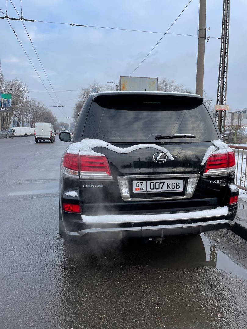 1547117.f215732318d20b1339e2918308806bc4 В Бишкеке оштрафовали 37 водителей за незаконную тонировку. Фото