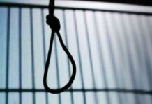 В столичном общежитии нашли повешенной 17-летнюю девушку