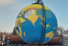 Талибы установили в Кабуле глобус, на котором Афганистан граничит с Казахстаном