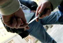 В одном из кафе Бишкека ночью произошла поножовщина, ранены два человека