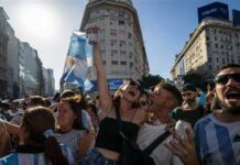 Аргентина футбол командасынын 22 жаштагы күйөрманы каза болду