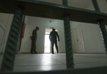 Түрмө кызматкерлери 18,11 млн сомго кийим сатып алышат