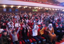 В Бишкеке прошла благотворительная ёлка акимов. Фото