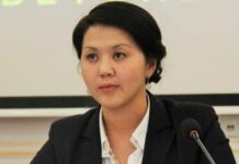 Кызматкерлер Атыр Абдрахматованы кызматтан алуу боюнча ЖК төрагасына жана депутаттарга ачык кат жазышты