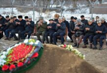 Дайынсыз болуп жаткан аскер Дастан Анарбековдун сөөгү «Ата-Бейитке» коюлду