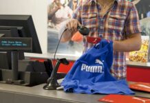 В Бишкеке оштрафовали магазины, которые торговали брендом «Puma» без разрешения