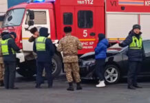 В Бишкеке произошла авария с участием пожарной машины и «Toyota Camry»