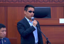 Вице-мэр Бишкека пригрозил Бекешеву судом за слова «мырк какой-то»