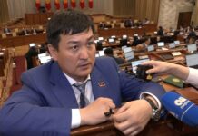 Санарип министрлиги: Жусупбек Коргонбай уулу жакындарын жумушка алууну талап кылган