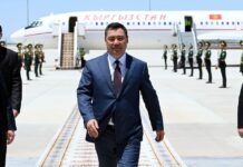 Садыр Жапаров Санкт-Петербургга иш сапары менен барат