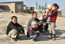 В Кыргызстане 229 тысяч семей живут в бедности