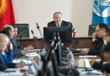 В мэрии Бишкека снова обсудили борьбу со смогом. Что предлагают?