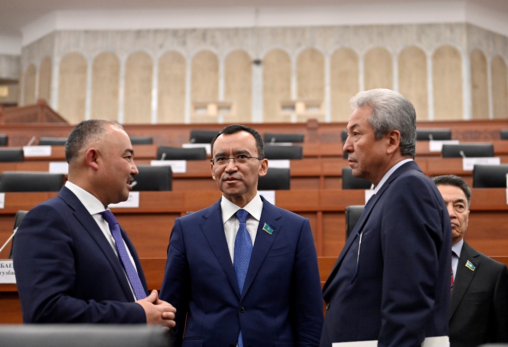 230123182343 22 Председатель Сената парламента Казахстана ознакомился с деятельностью ЖК