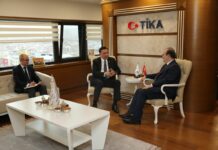 TIKA № 3 кесиптик лицейде унаа оңдоочу жай жана кичи футбол аянтчасын ачты