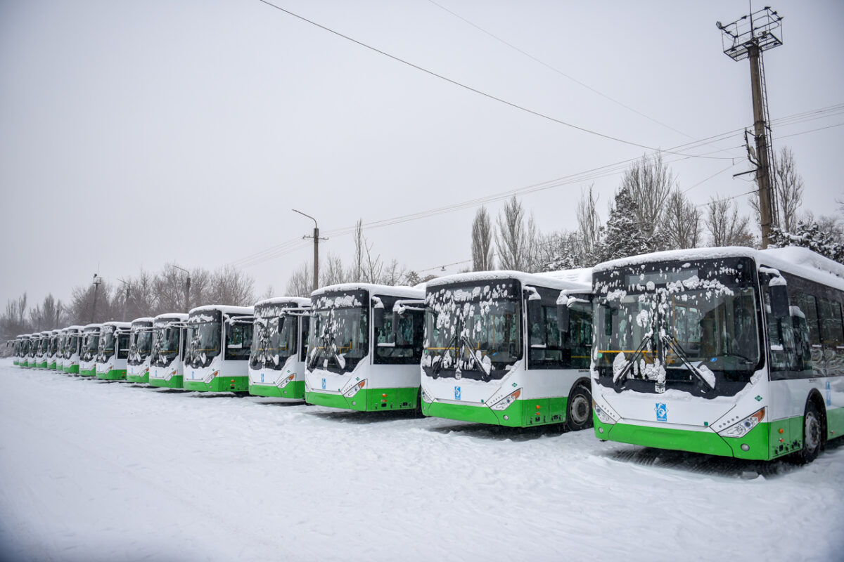 BEK 6889 "Газ менен жүрөт". Бишкекке Кытайдан 20 жаңы автобус келди