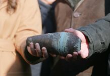 В Оше открыли капсулу времени с обращением от молодежи 1972-го