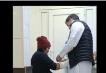 Сокулуктун акиминин буйругу менен иликтөөчү журналист сабалып, колу сынды