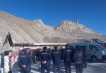 Кадамжайда милиция Айдаркен сымап комбинатынын жумушчулары менен жолукту