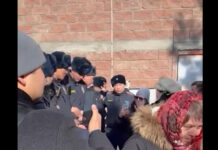 Элитка вместо детской площадки. Между жителями ЖК «Ницца» и милицией произошла стычка