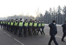 Мирзиеевдин иш сапары: Бишкекте үч миң милиционер кызмат өтөйт