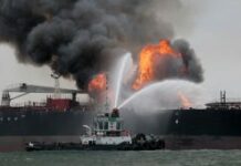 Таиландда мунай ташыган кеме жарылды