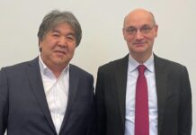 Садык Шер-Нияз предложил французской стороне списать внешний долг КР в обмен на экопроекты