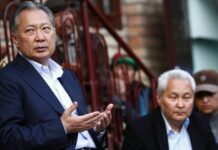 Курманбек Бакиев прокомментировал встречу экс-президентов в Дубае