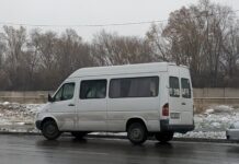 В Бишкеке закрывают три микроавтобусных маршрута