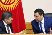 Садыр Жапаров: “Акылбек Жапаров кызматтан кетпейт”