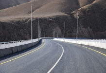 Какие дорогие в Кыргызстане могут стать платными? Пояснение Минтранса