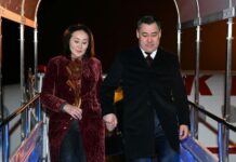 Садыр Жапаров расмий сапар менен Будапештке барды